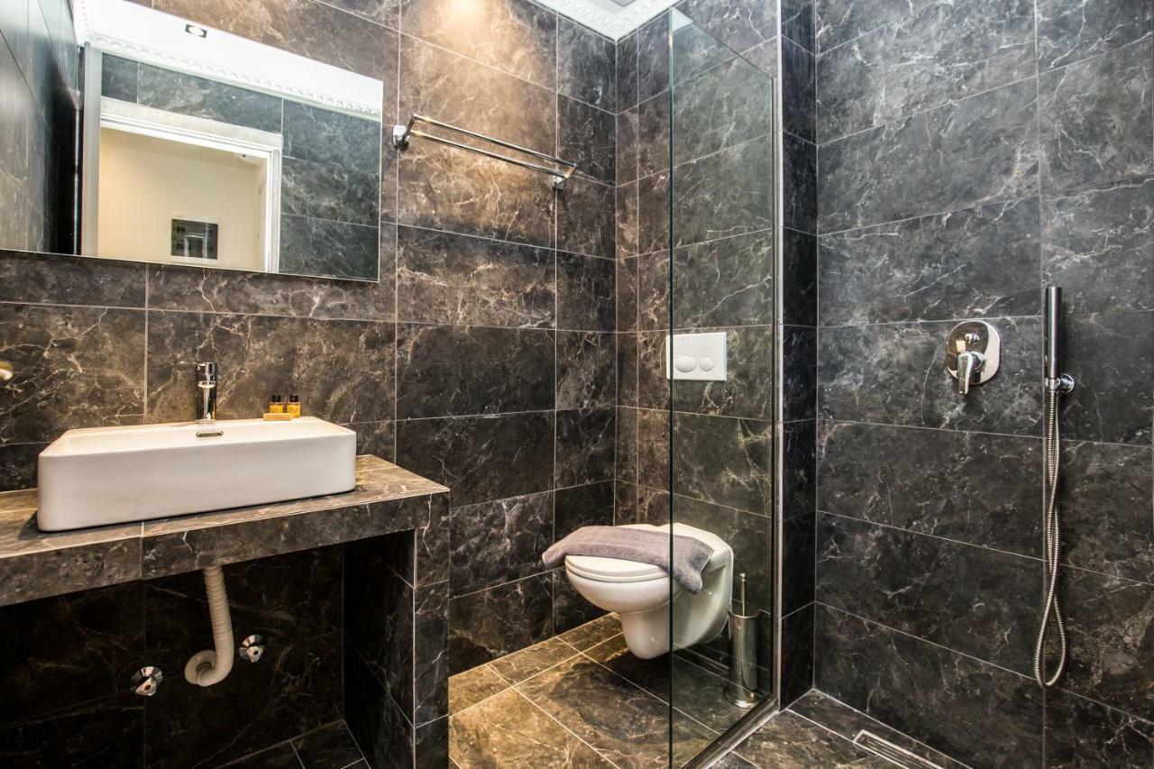 Studios & Apartments Elisabeta 利迈纳里亚 外观 照片
