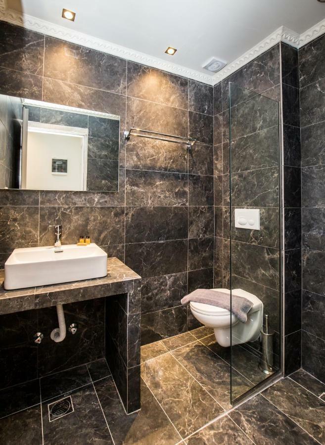 Studios & Apartments Elisabeta 利迈纳里亚 外观 照片
