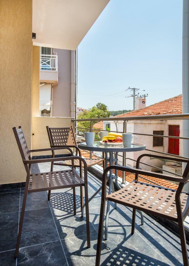 Studios & Apartments Elisabeta 利迈纳里亚 外观 照片