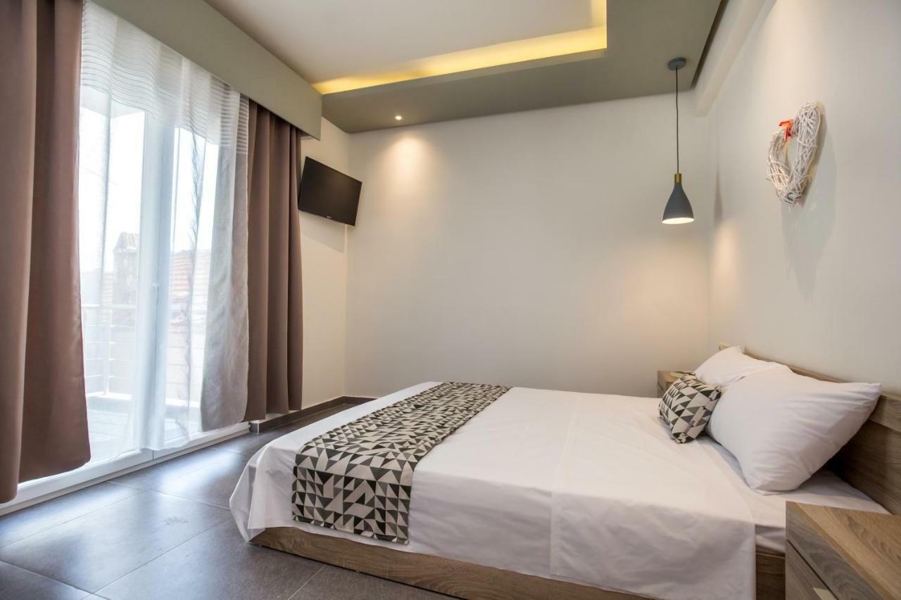 Studios & Apartments Elisabeta 利迈纳里亚 外观 照片